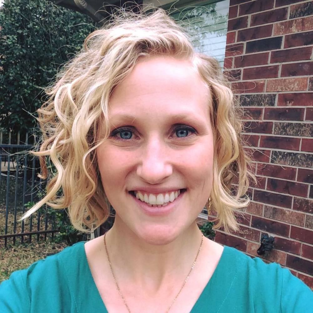 Meet your Posher, Kelia